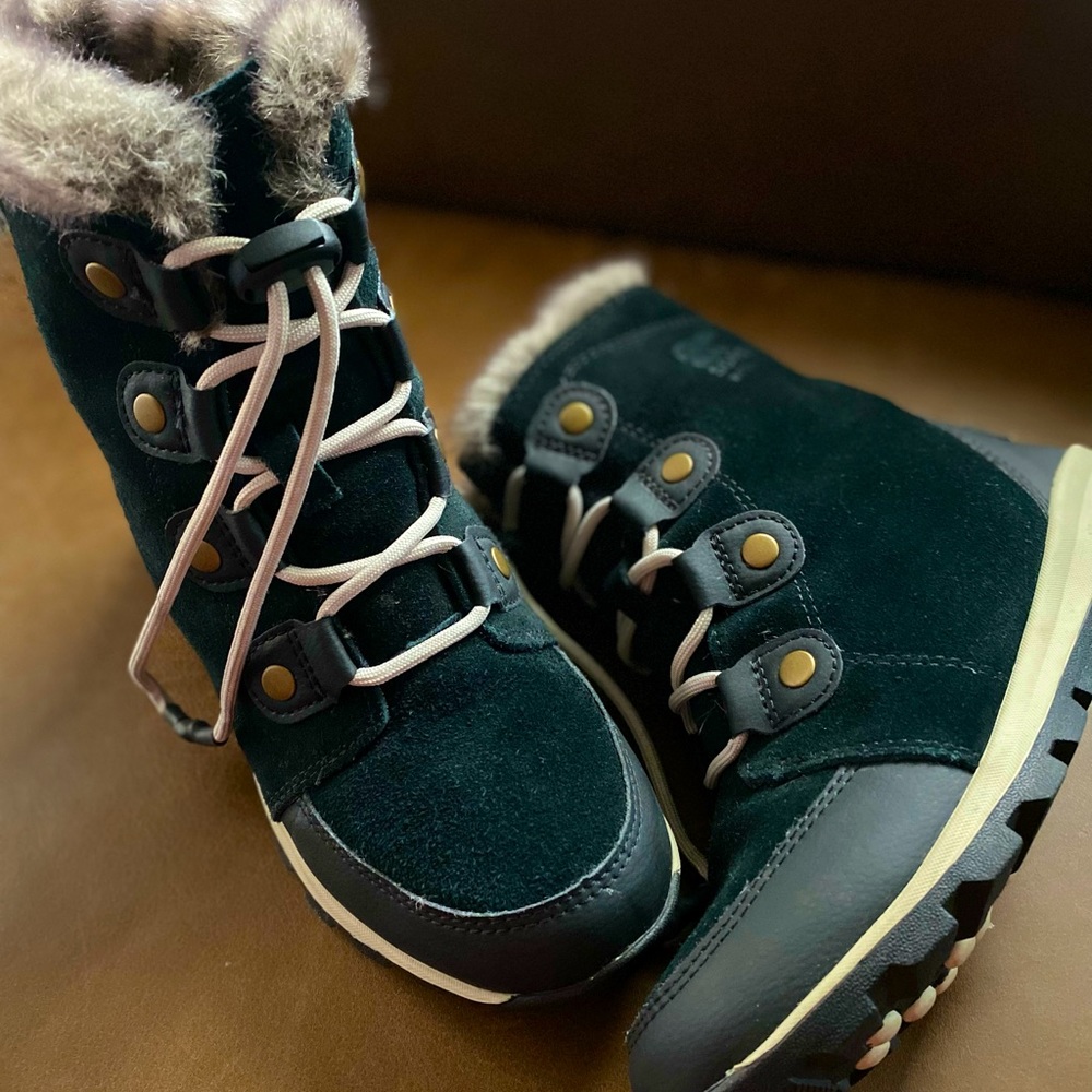 SOREL Youth Whitney Suede Waterproof Winter Boots.